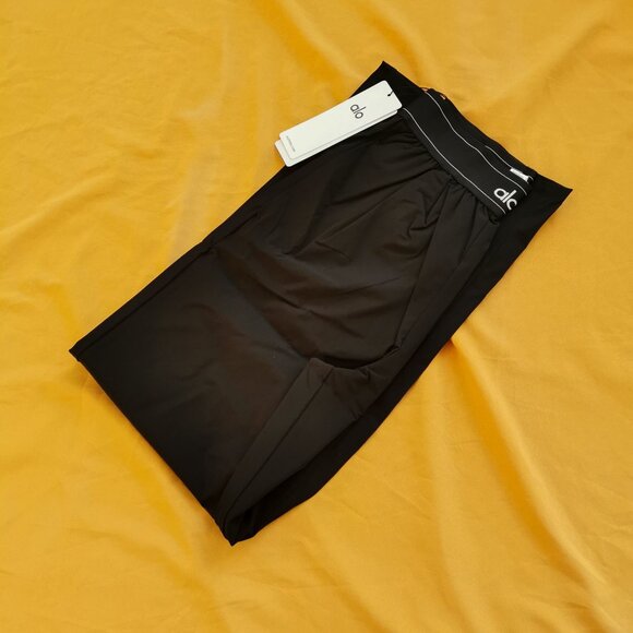 Alo Yoga Pants - Alo Yoga Black Suit Up Trousers Size M - Stylish Wide-Leg Pants